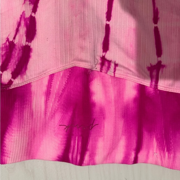 VS PINK Leggings NWOT - Picture 3 of 5